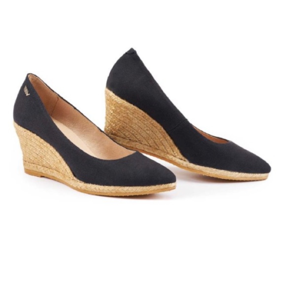 Black Espadrille Wedge Pumps - Women's Classic Style